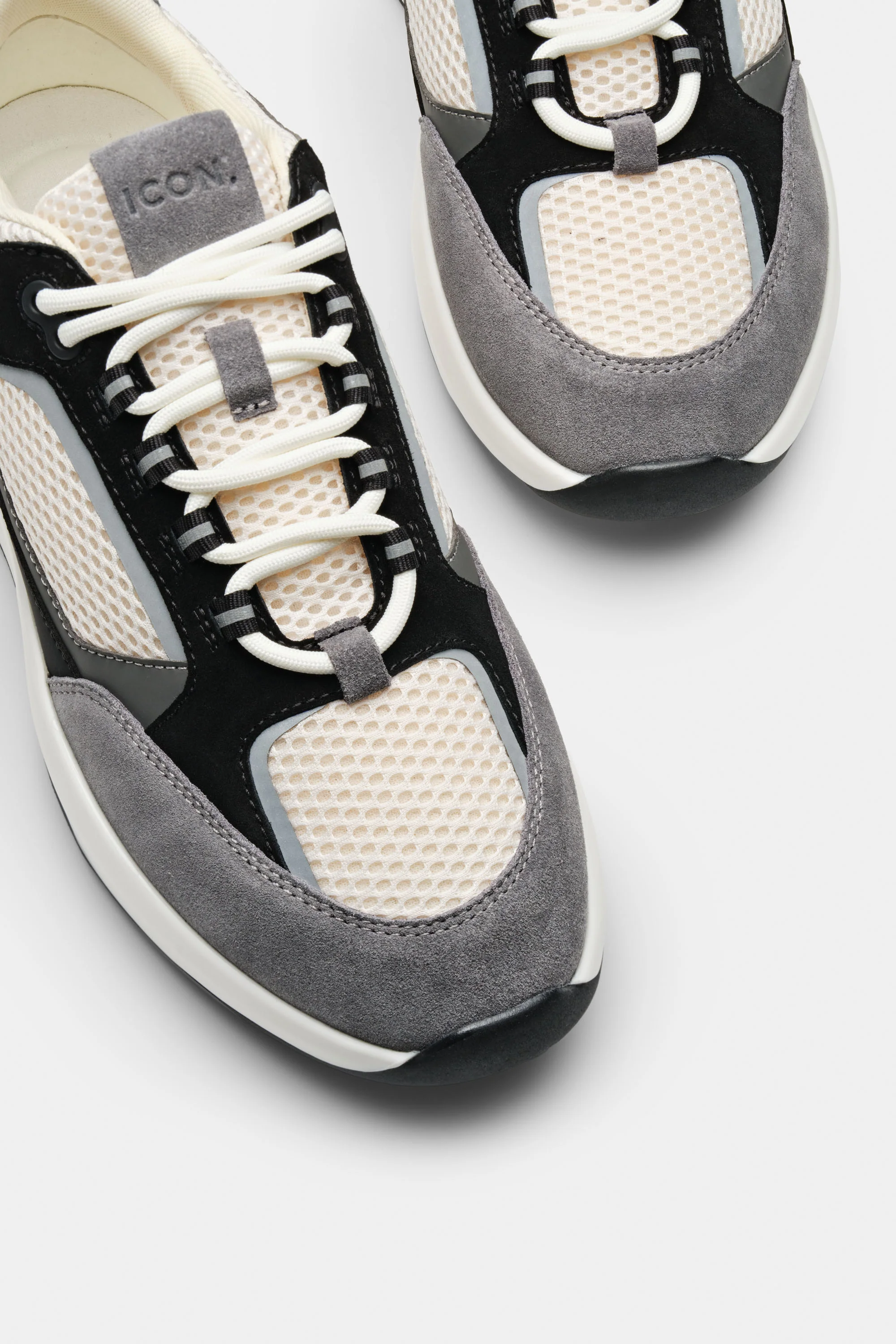 THE AREZZO RUNNER - Image 17