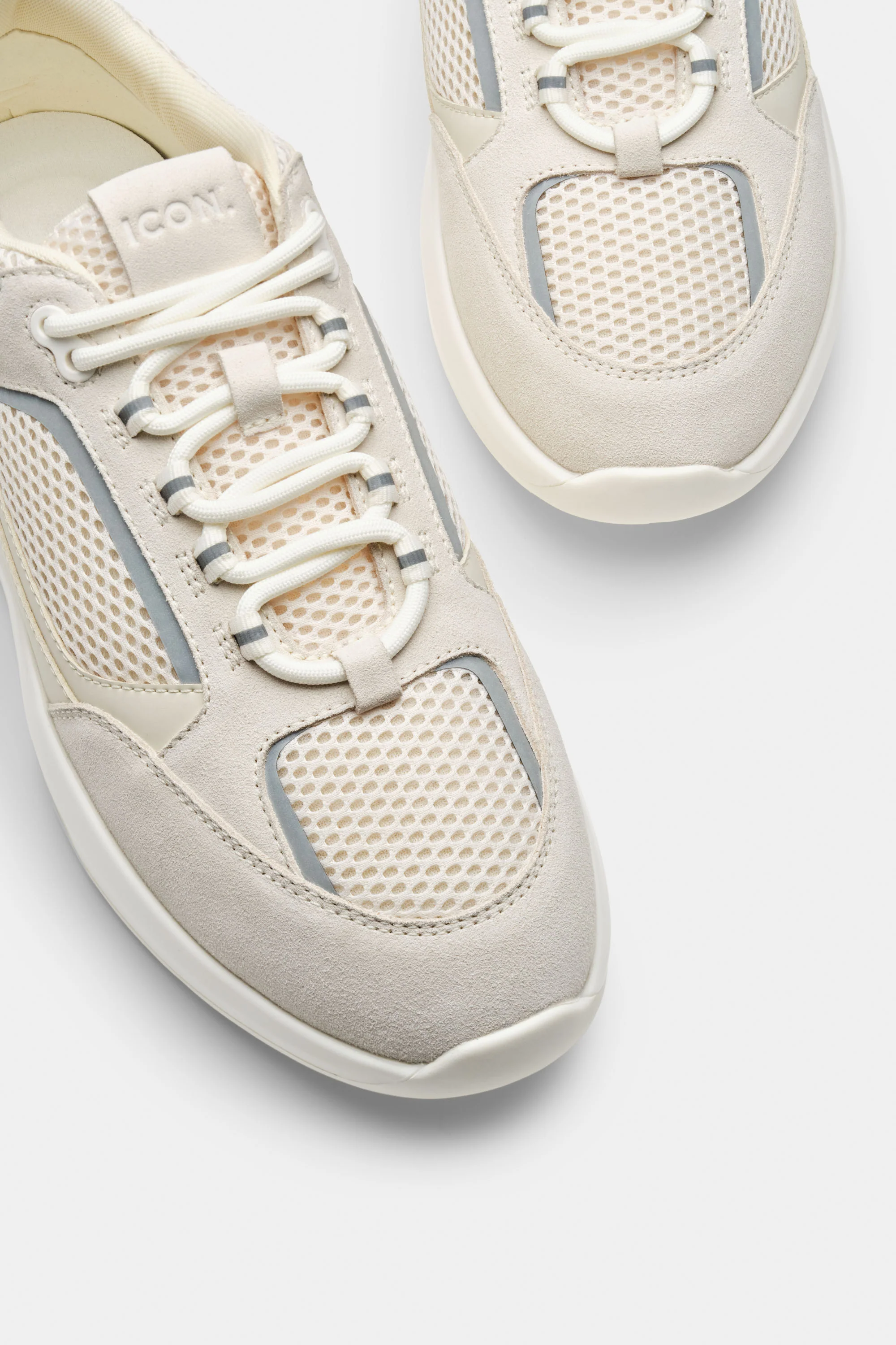 THE AREZZO RUNNER - Image 23