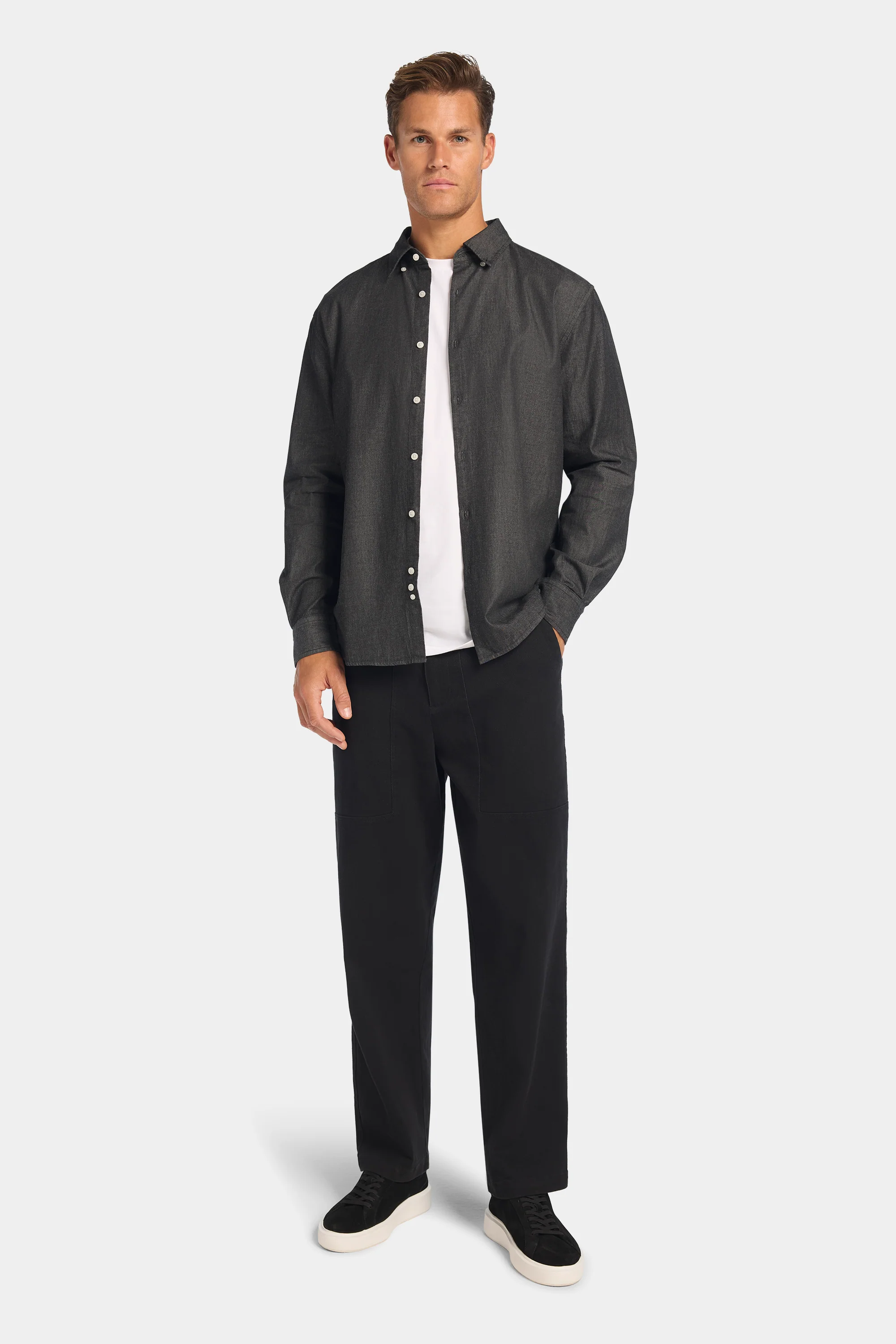 THE CHAMBRAY SHIRT - Image 5