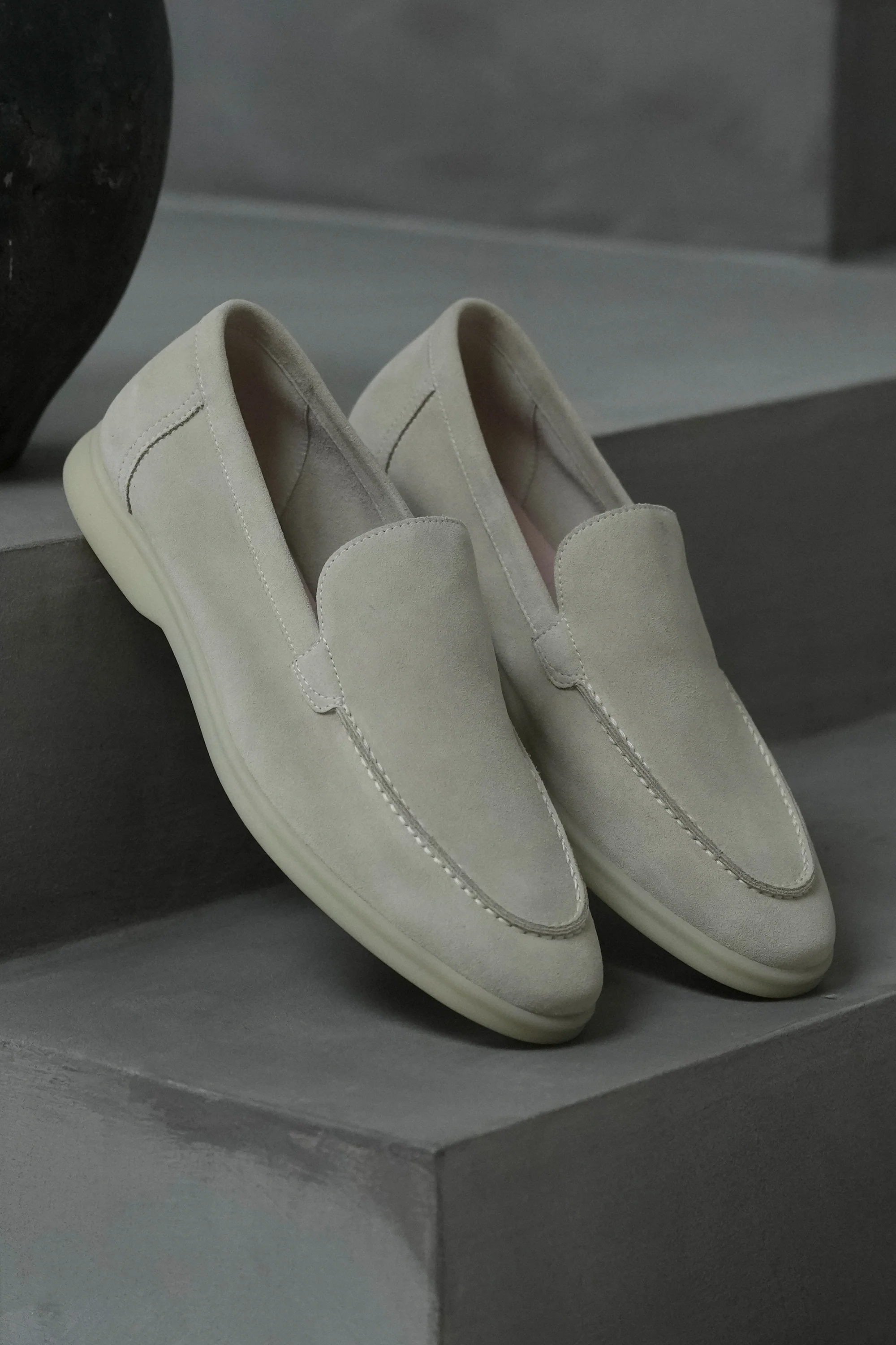 THE CLASSIC SUEDE LOAFER - Image 7