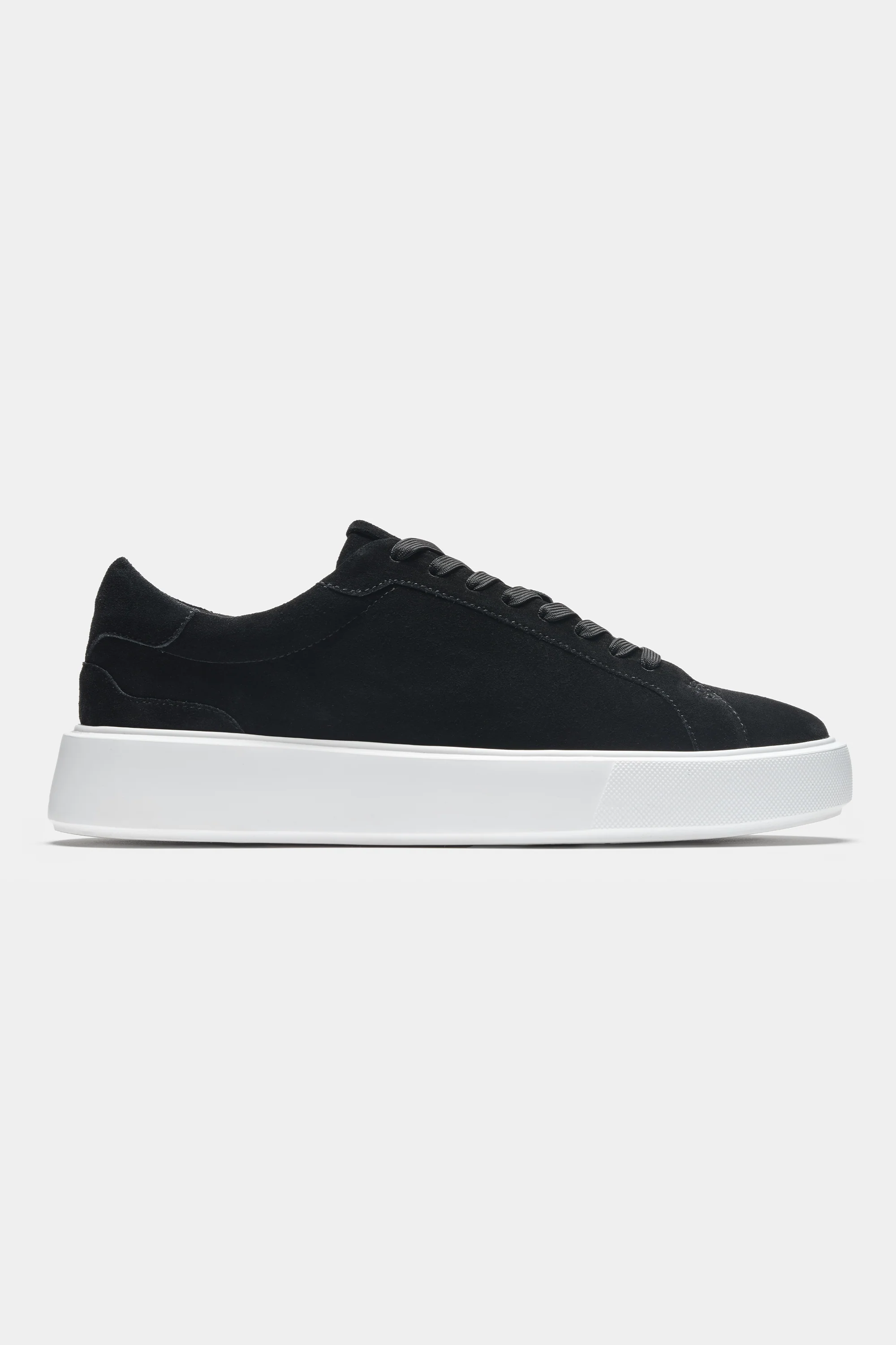 THE CLASSIC SUEDE TRAINER - Image 13