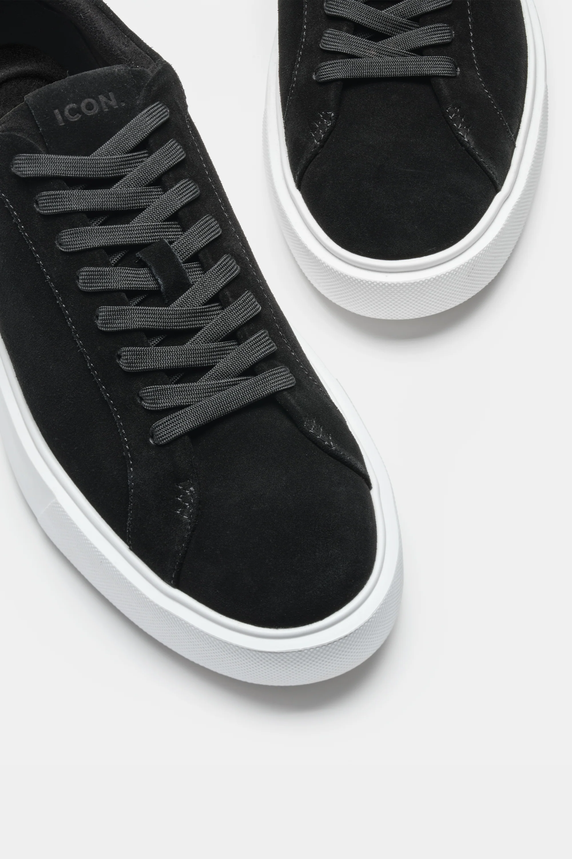 THE CLASSIC SUEDE TRAINER - Image 17