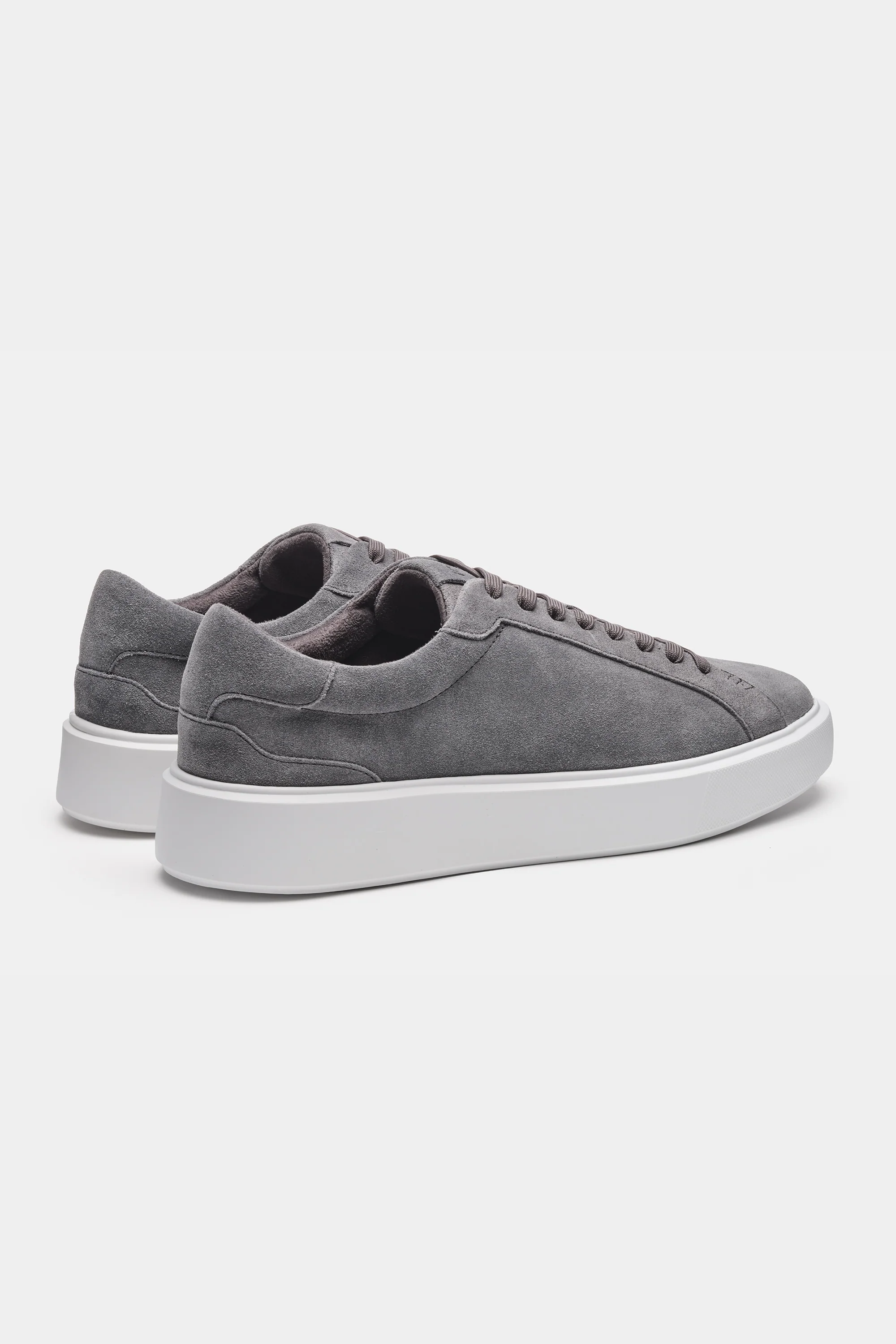 THE CLASSIC SUEDE TRAINER - Image 21