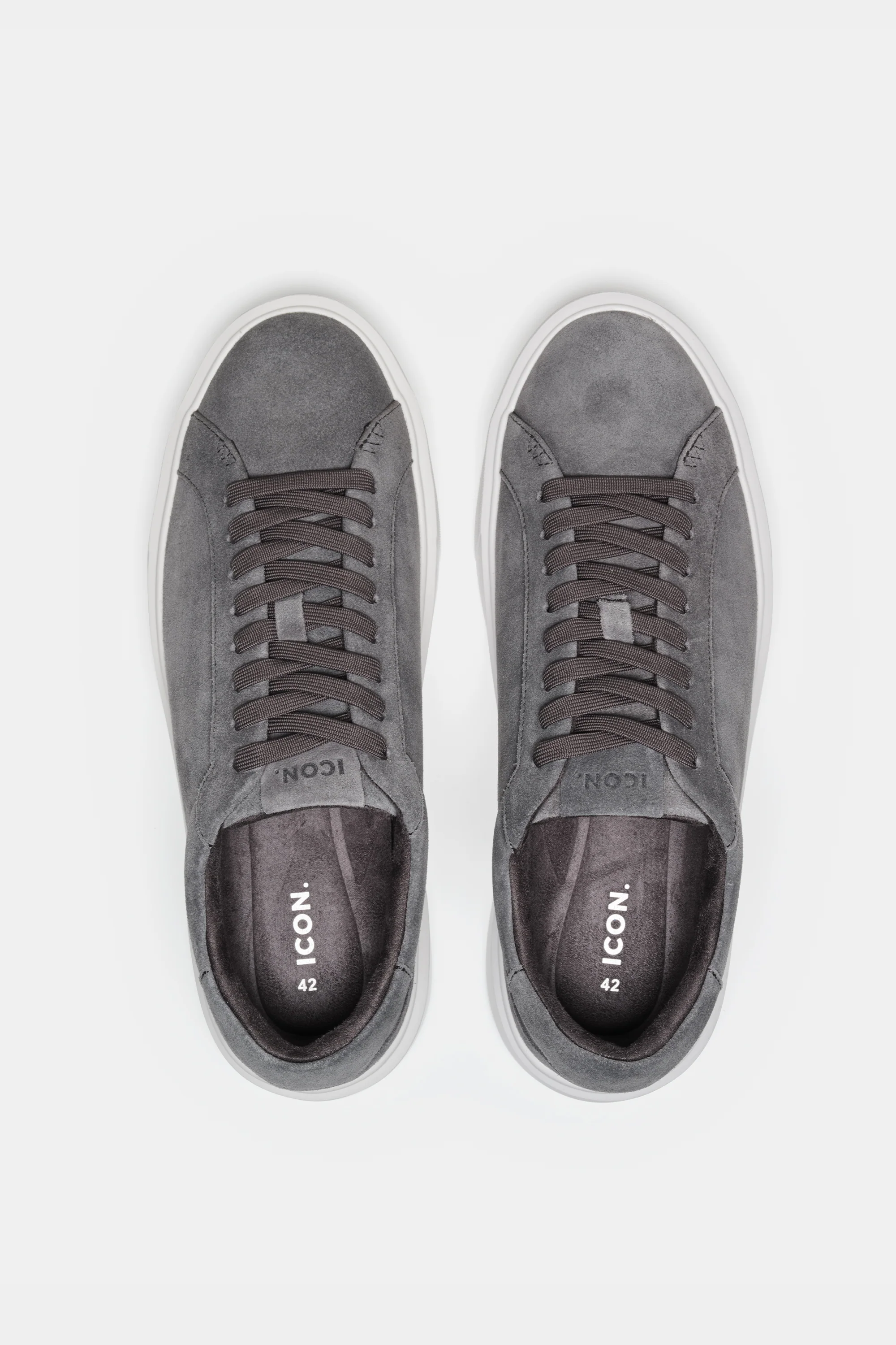 THE CLASSIC SUEDE TRAINER - Image 22