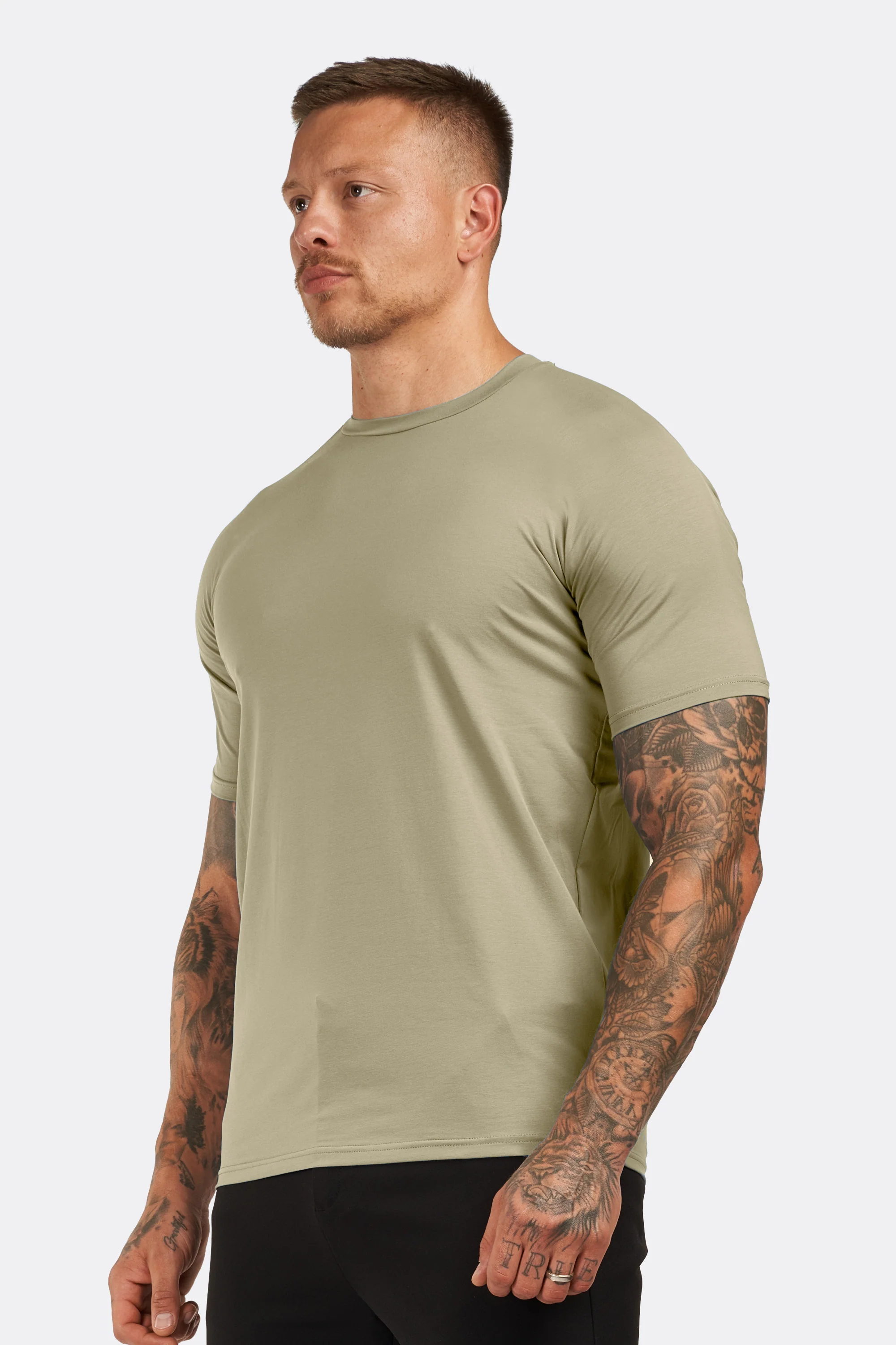 THE ESSENTIAL T-SHIRT - Image 14