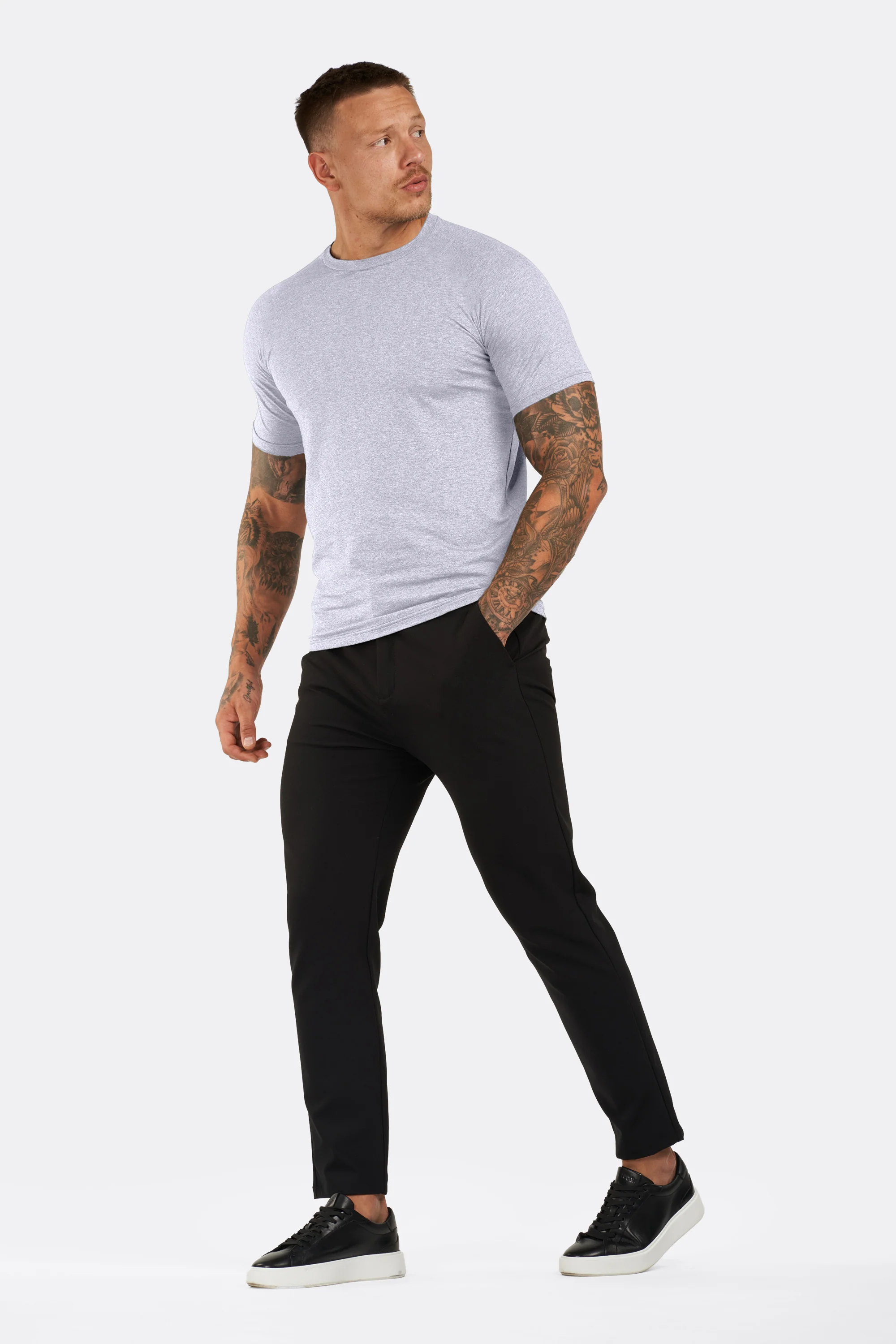 THE ESSENTIAL T-SHIRT - Image 17