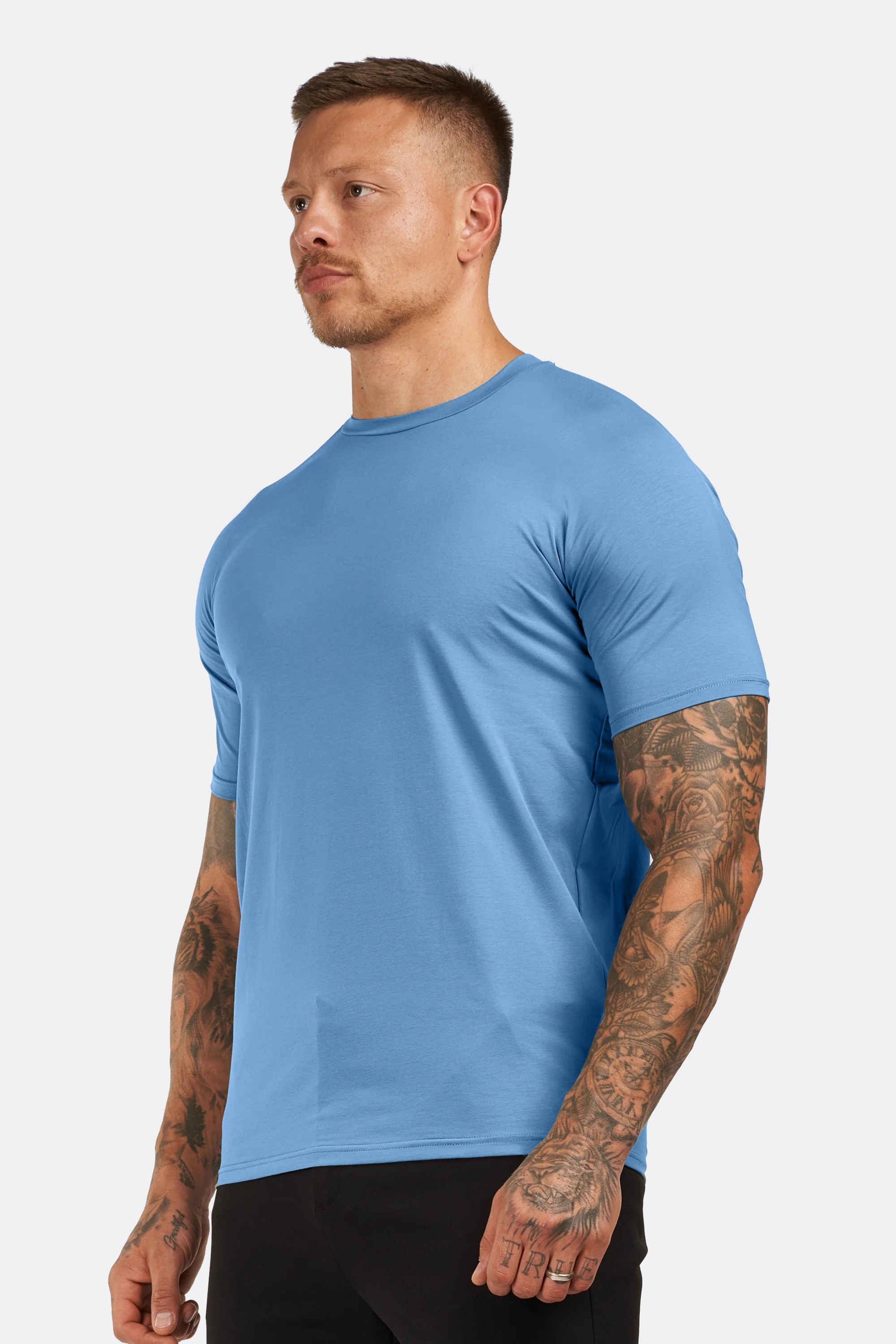 THE ESSENTIAL T-SHIRT - Image 23