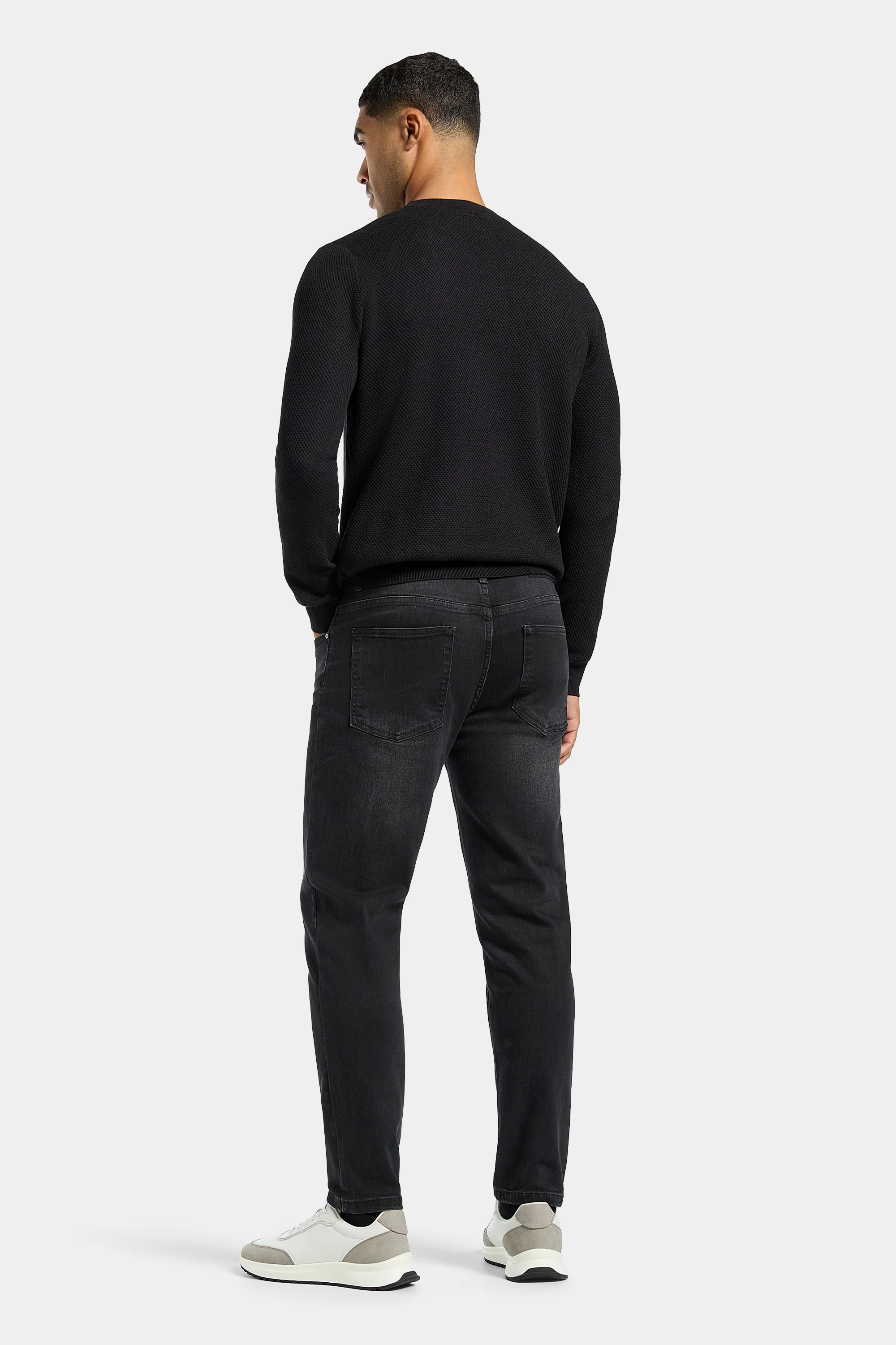 THE MATTEO SLIM JEANS - Image 15