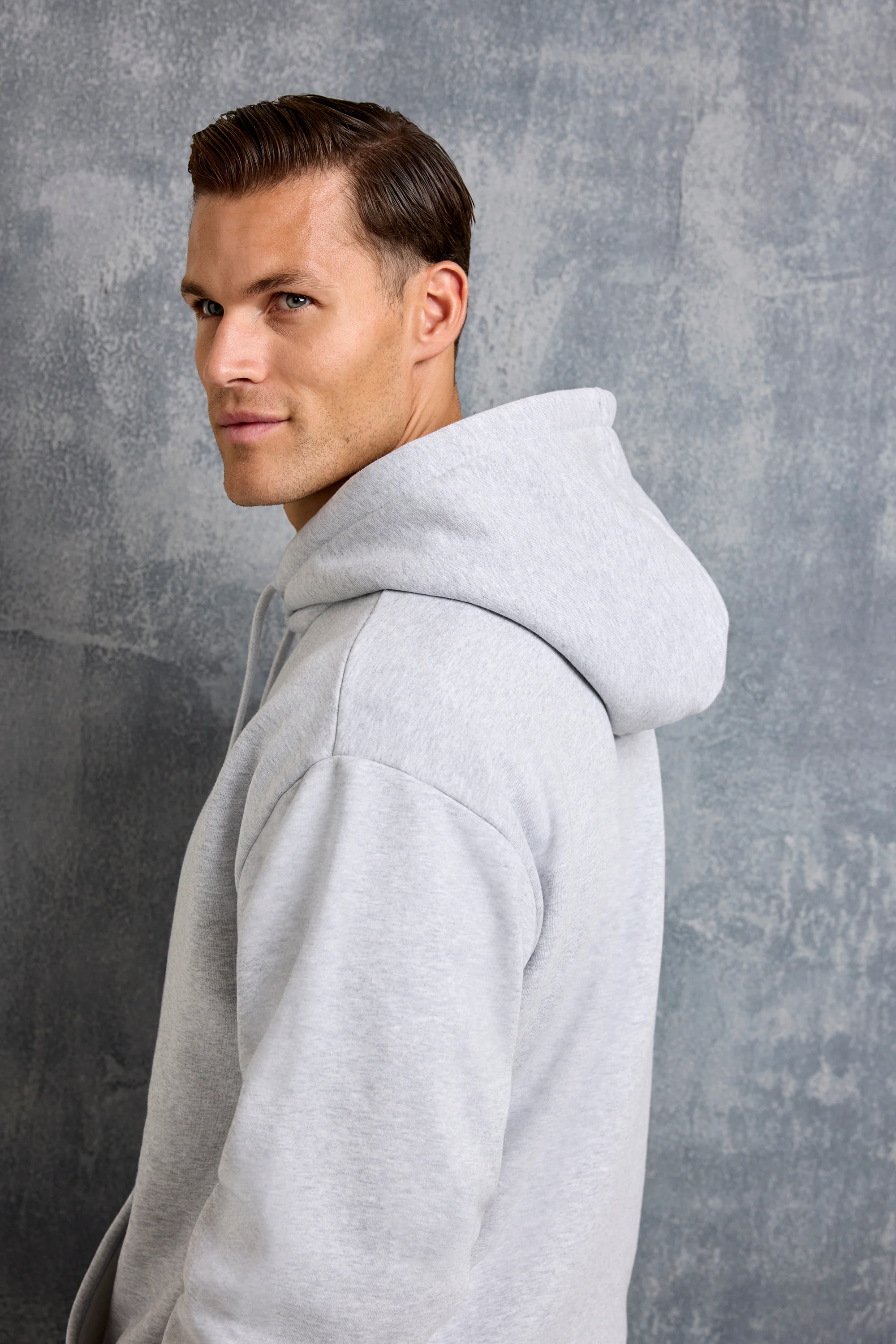THE MILAN OVERSIZED HOODIE - Image 11