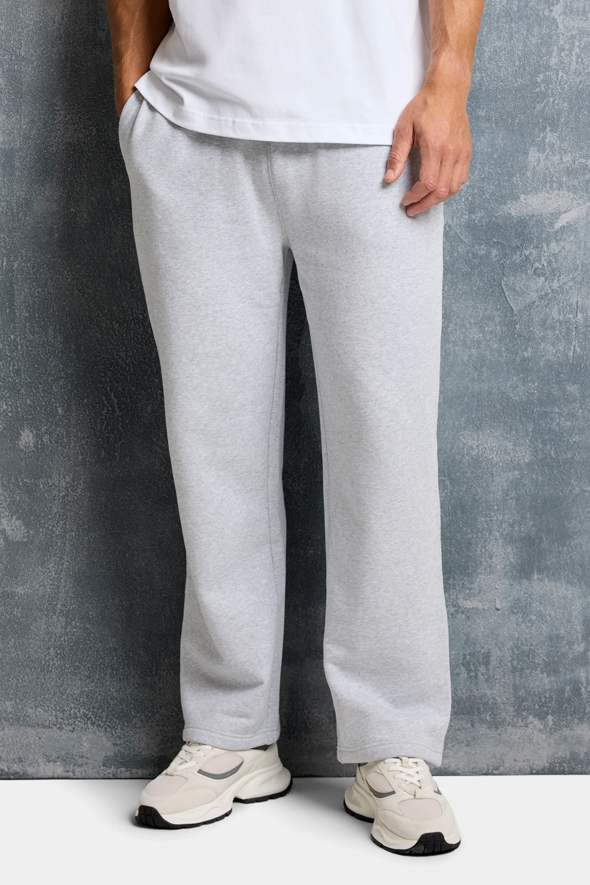 THE MILAN JOGGER - Image 11