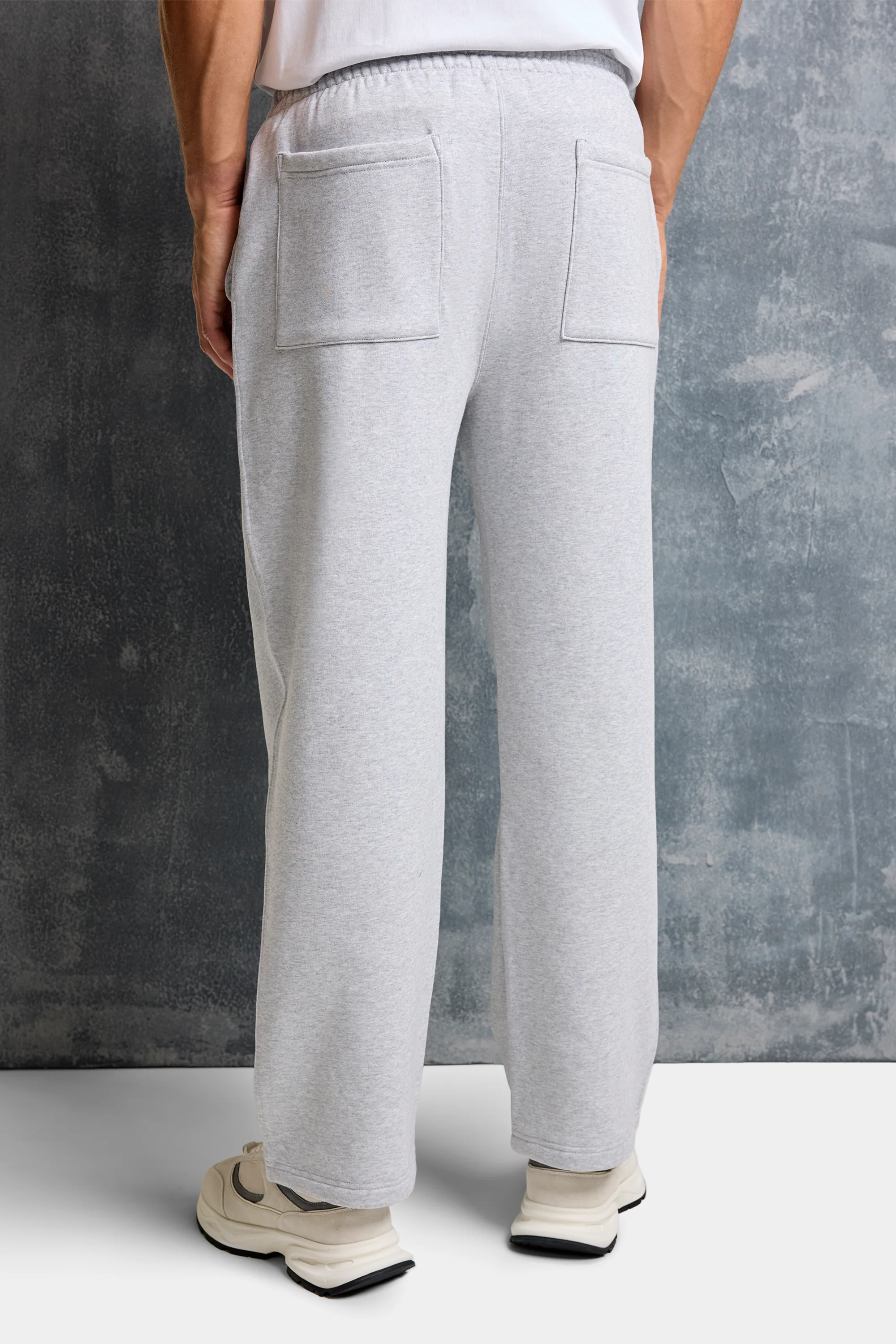 THE MILAN JOGGER - Image 14