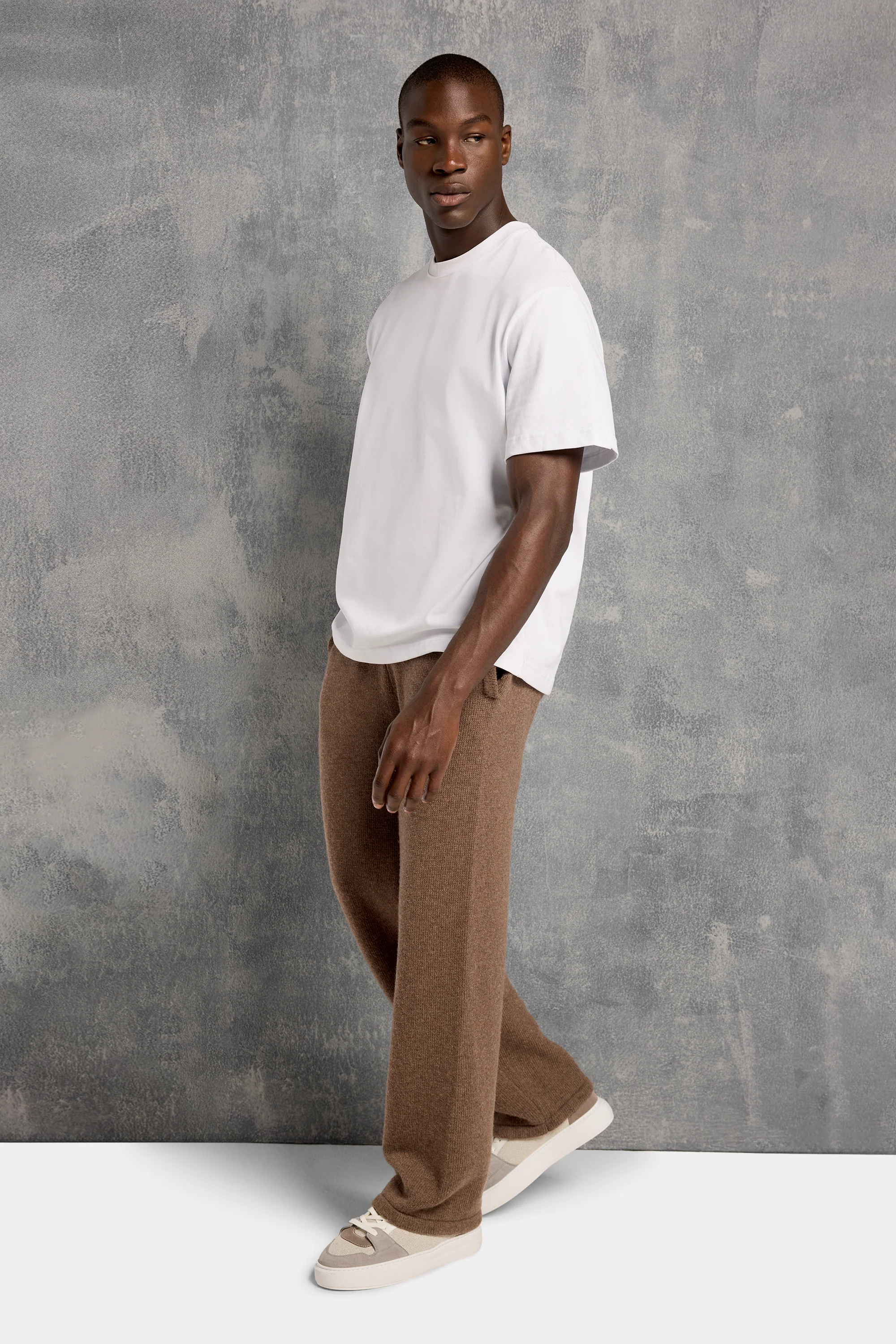 THE OSCAR OVERSIZED T-SHIRT - Image 12