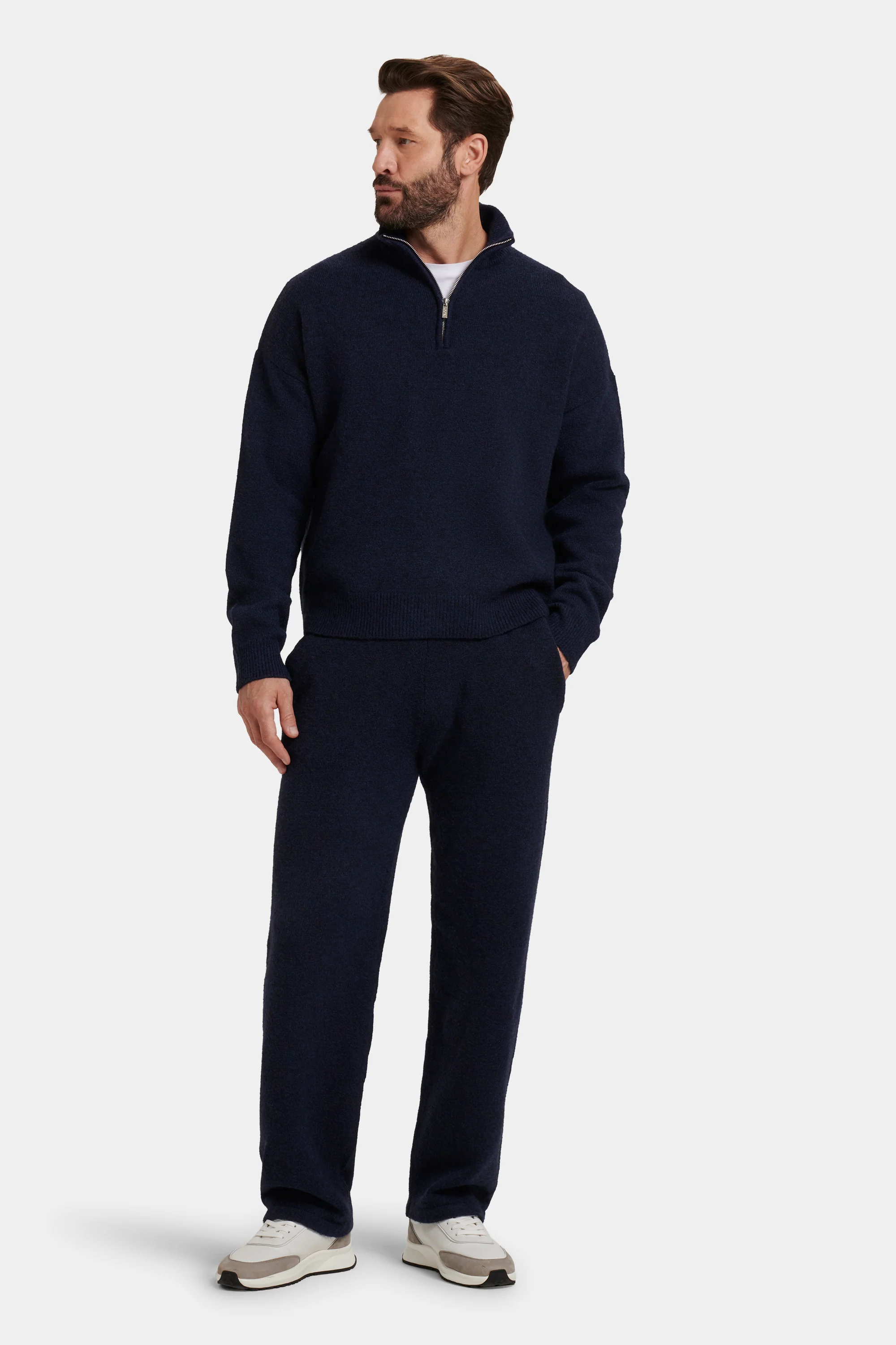 THE SAVONA JOGGER - Image 12