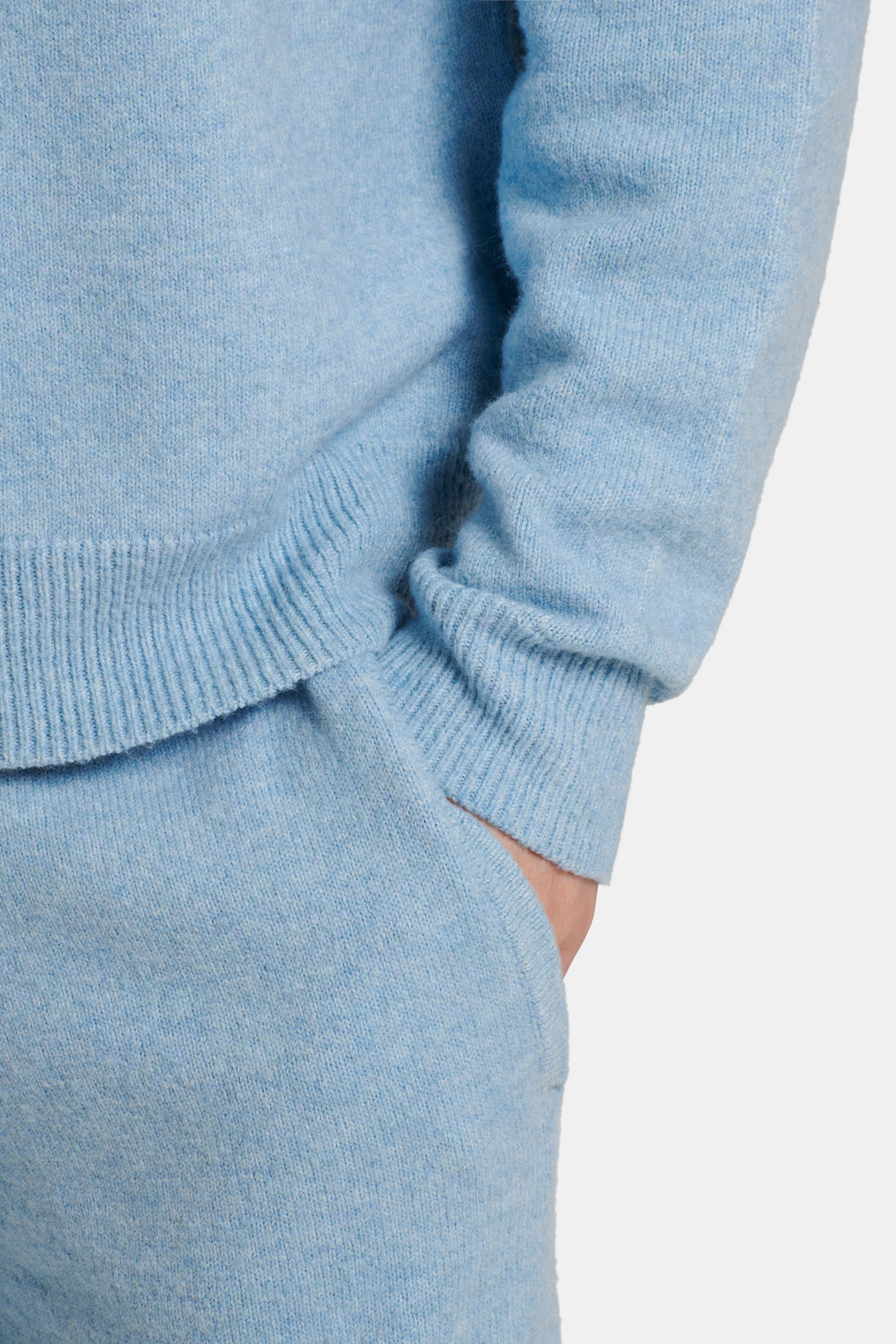 THE SAVONA JOGGER - Image 16