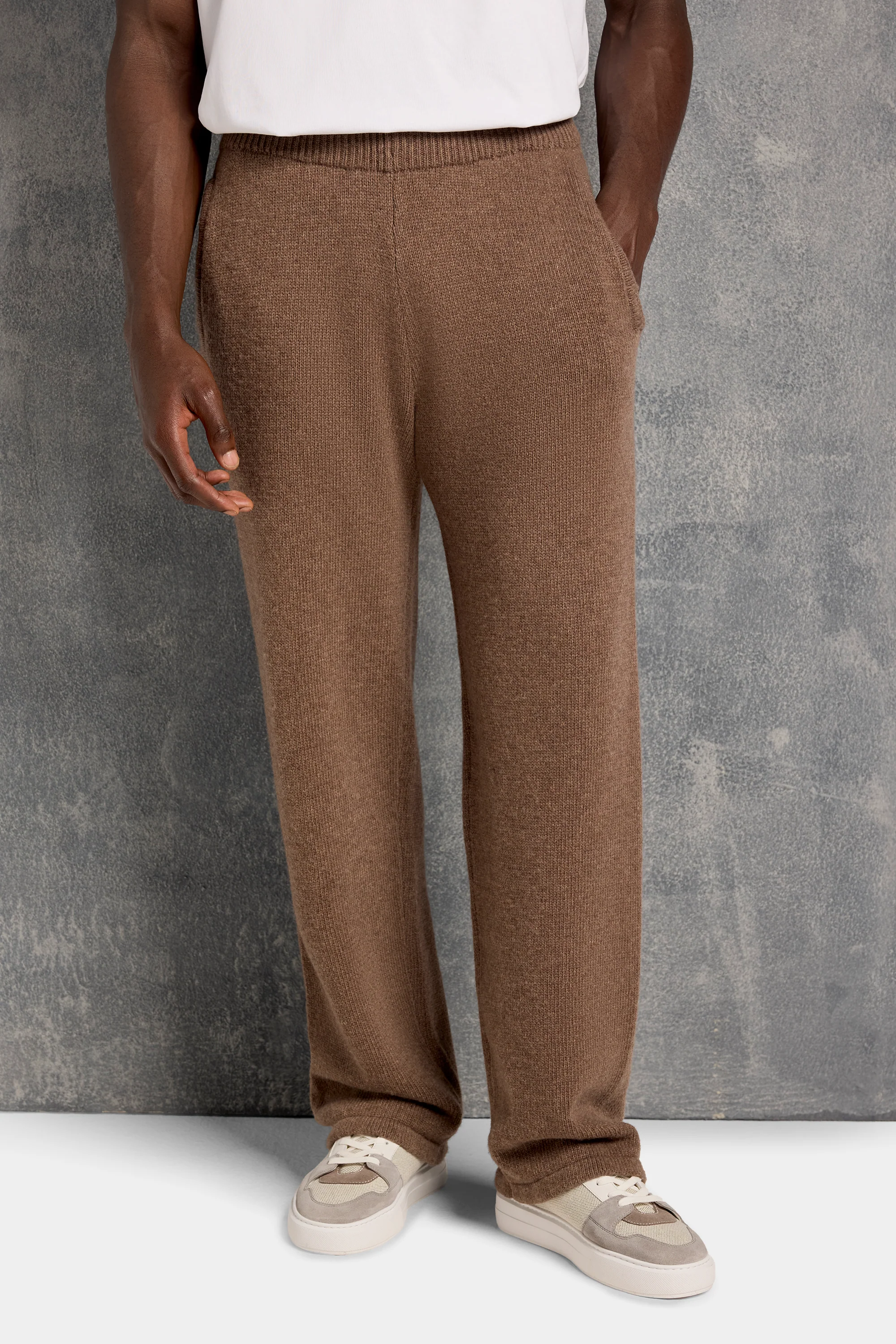 THE SAVONA JOGGER - Image 4