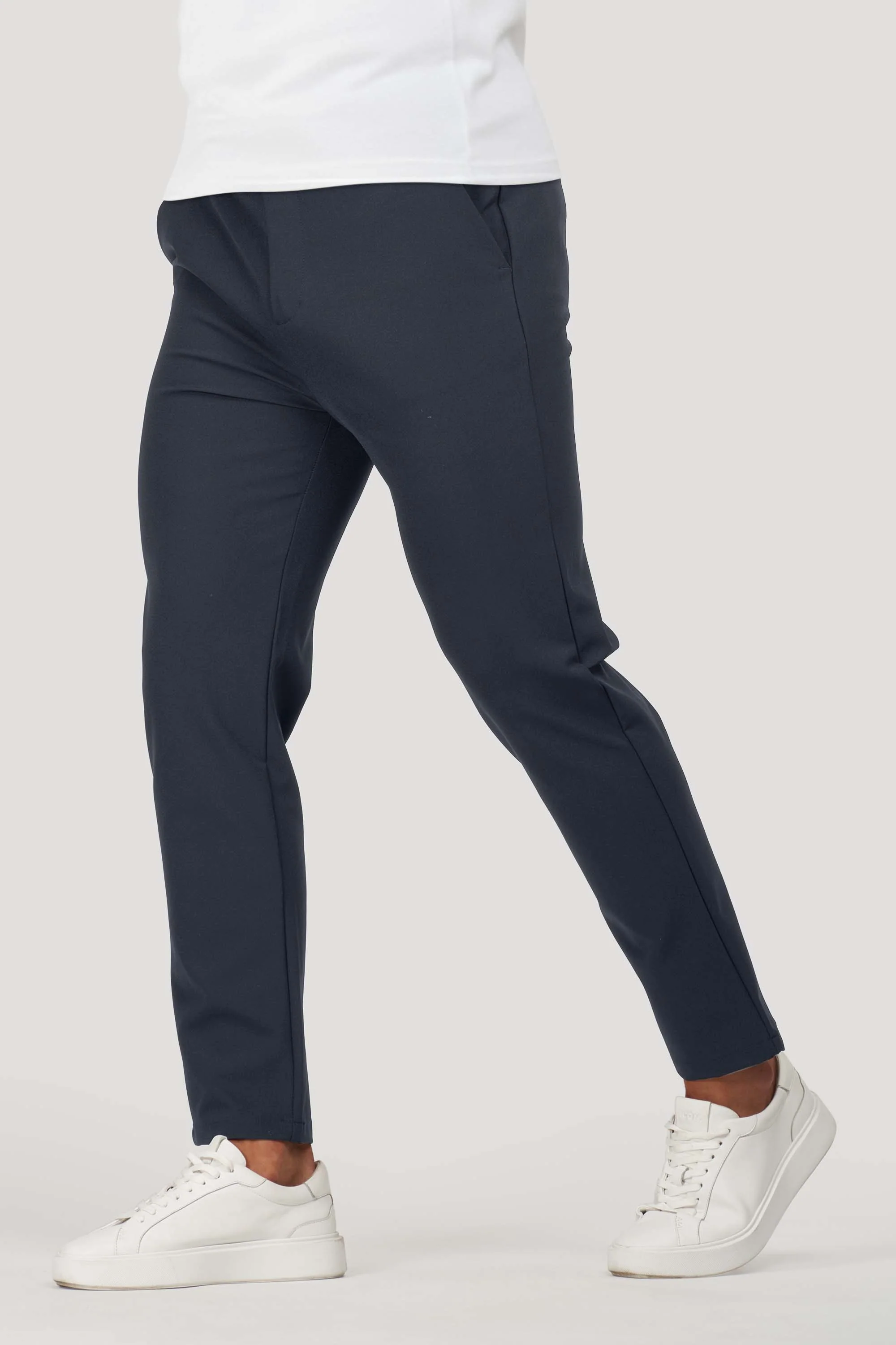 THE TECH TROUSERS - Image 4